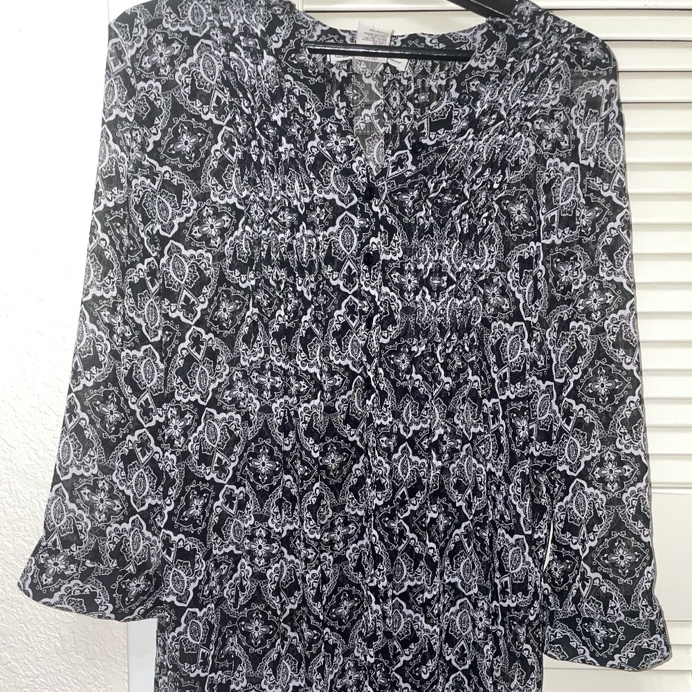 American Rag Cie Blouse Black and White Pattern Large